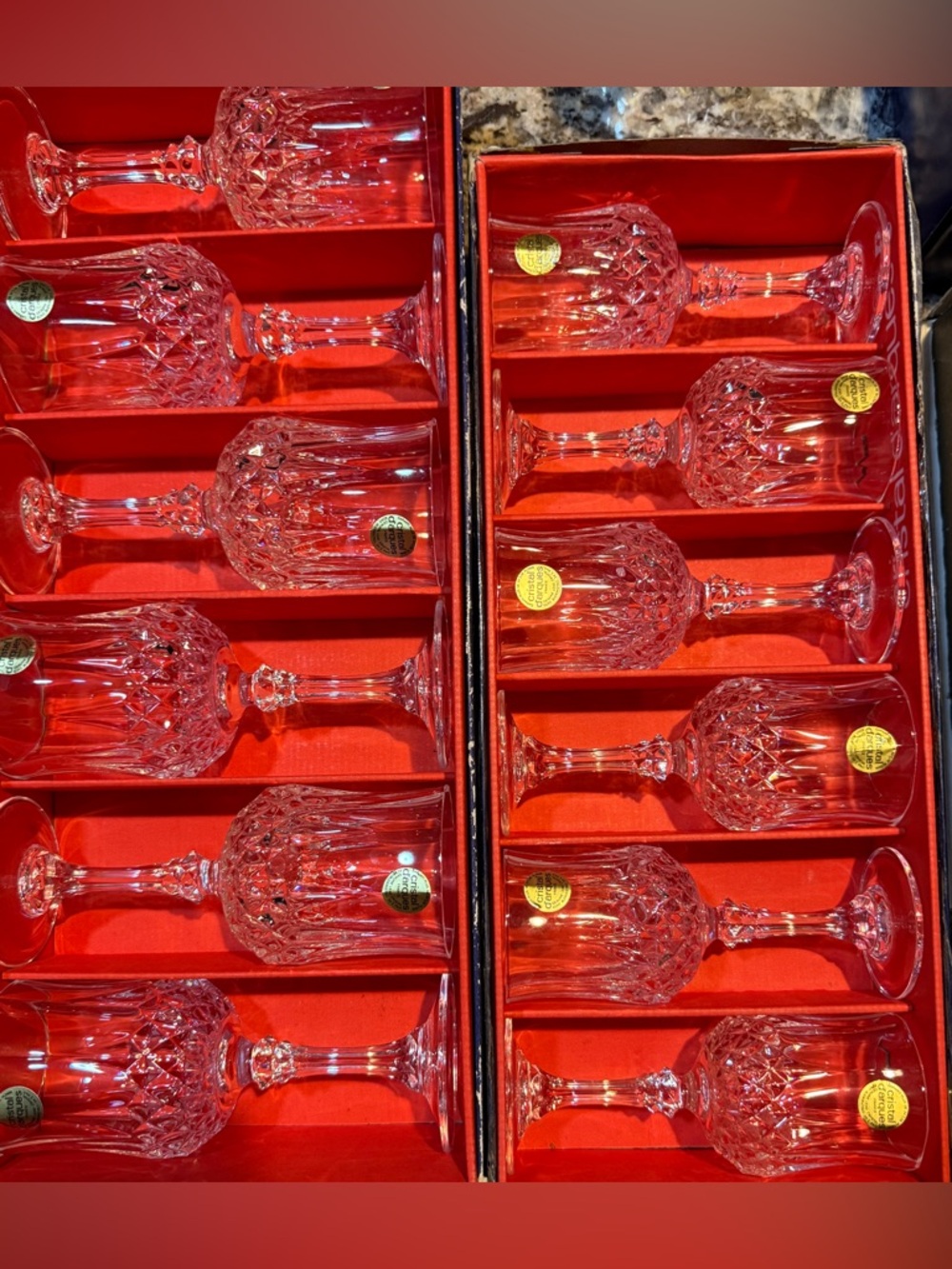 Longchamp Clear Cut Crystal stemware with Faceted Base - NEW! 17,5 cl -Set Six